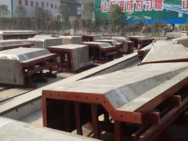 鋼模鋼構(gòu)專用不銹鋼復(fù)合板